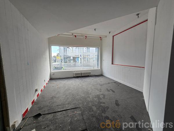 Vente
                Immeuble293 m² - 4 Pièces -
                    TOURS (37100)