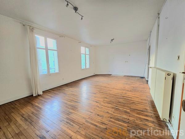 Vente
                Immeuble293 m² - 4 Pièces -
                    TOURS (37100)