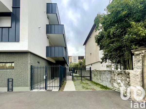 Appartement 4 pièces de 89 m² à Grenoble (38100)