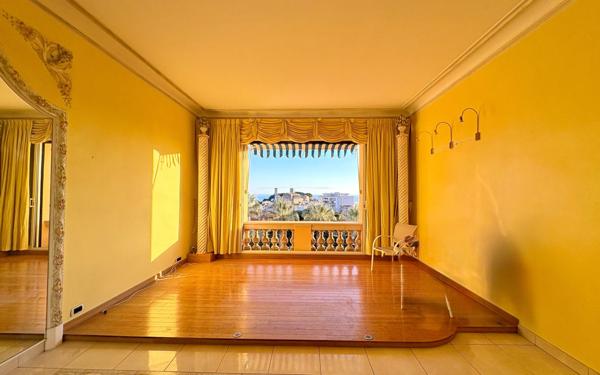 Appartement à vendre    2 pièces • 60,77 m2 Cannes