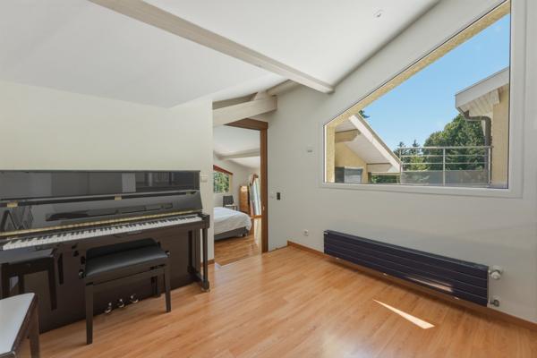 Vente Maison de luxe Divonne-les-Bains 9 Pièces 416.89 m²
