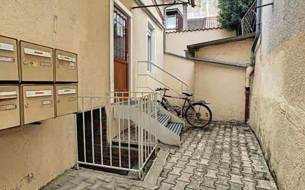 Appartement à louer    1 pièce • 19,91 m2 Aurillac