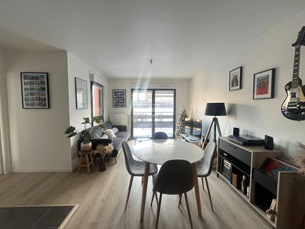 Appartement Pontoise 3 pièce(s) 62 m2 €280 000 ** - Référence 11143