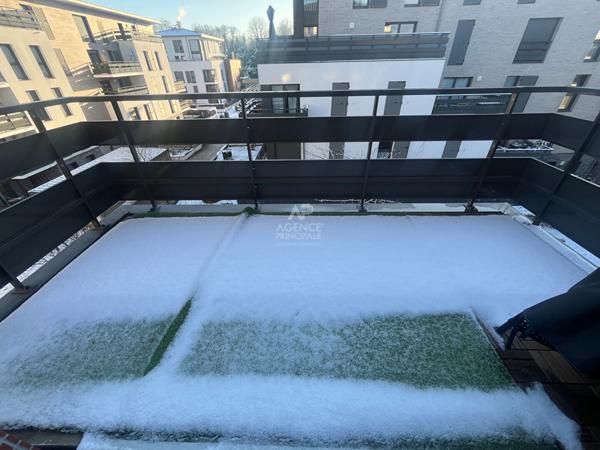 Appartement Pontoise 3 pièce(s) 62 m2 €280 000 ** - Référence 11143