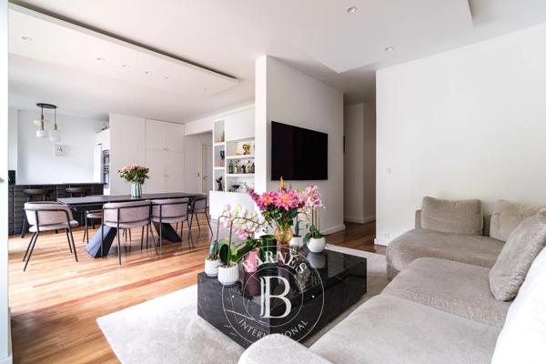 Neuilly-sur-Seine, Appartement 1 Chambre -  73 m² à vendre