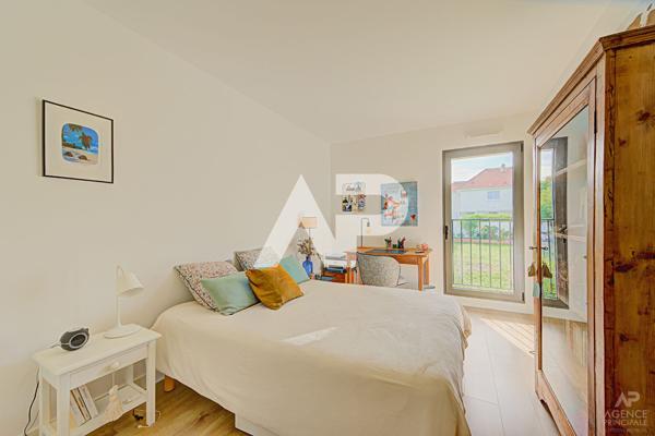Appartement Rueil Malmaison 5 pièce(s) 117.15 m² 1 150 000 € **  - Référence  20067