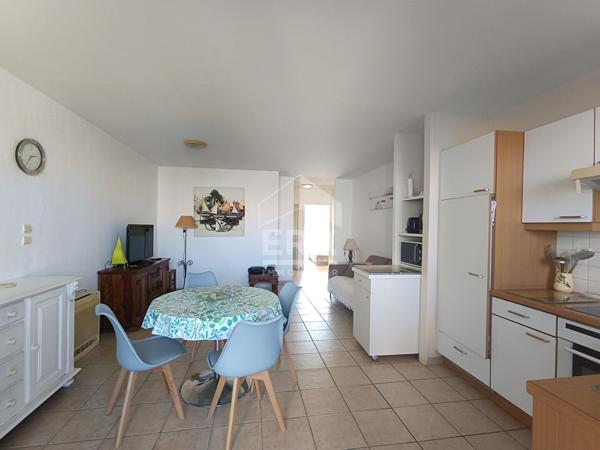 À vendre : Appartement 3 pièces avec vue sur la lagune à Saint Cyprien