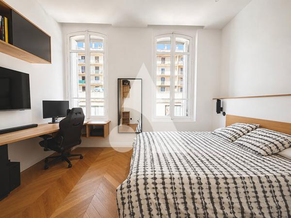 Appartement 5 pièces 180 m2