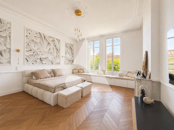Appartement 5 pièces 180 m2
