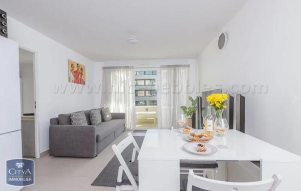 Appartement à louer 2 pièces 45m²