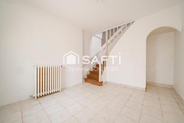 Grand Triplex de caractère avec cave de 131,38 m2  – Idéal investisseur ou famille