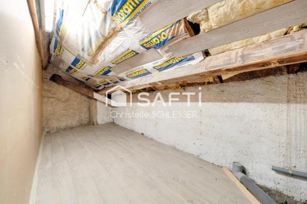 Grand Triplex de caractère avec cave de 131,38 m2  – Idéal investisseur ou famille