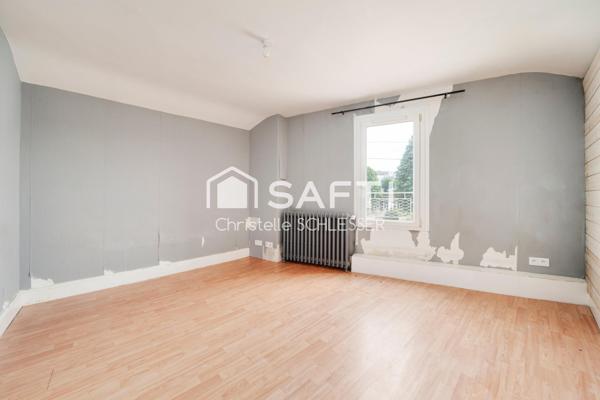 Grand Triplex de caractère avec cave de 131,38 m2  – Idéal investisseur ou famille