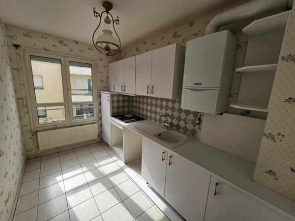 Appartement F2 64 m² Quartier La Rotonde vue Lac d' Allier