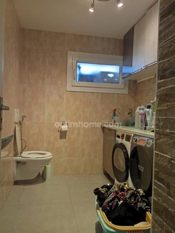 BELLE MAISON LUMINEUSE DE 162m2 -6 PIECES proche de toutes commodités à CHALETTE SUR LOING