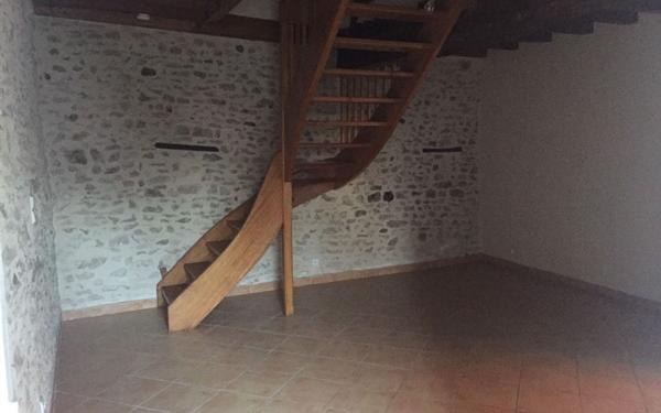 Maison à louer    2 pièces •  Châtillon-sur-Cher