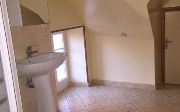 Maison à louer    2 pièces •  Châtillon-sur-Cher