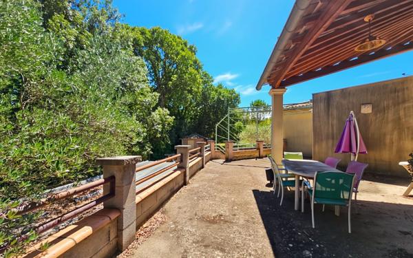 Maison à vendre    5 pièces •  Sainte-Anastasie