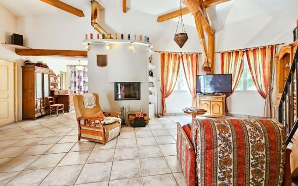 Maison à vendre    5 pièces •  Sainte-Anastasie