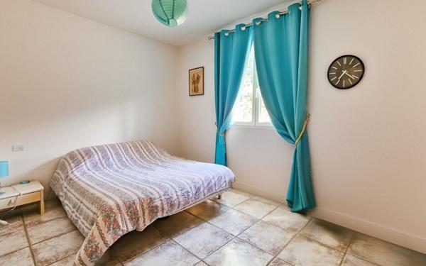 Maison à vendre    5 pièces •  Sainte-Anastasie