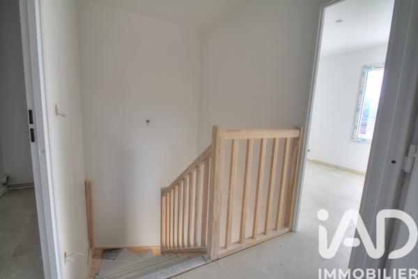 Maison à vendre 4 pièces 77 m² Auribeau-sur-Siagne