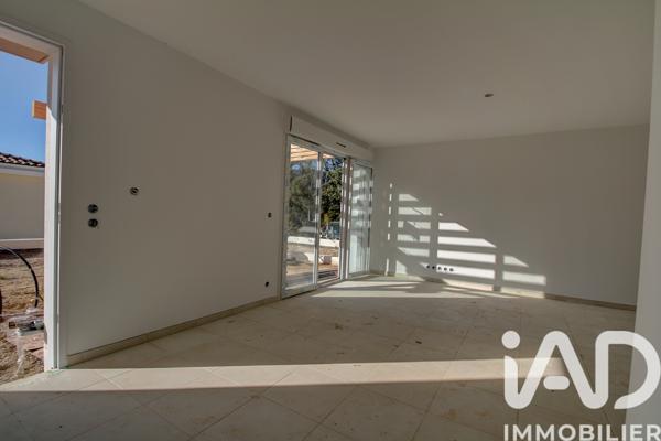 Maison à vendre 4 pièces 77 m² Auribeau-sur-Siagne