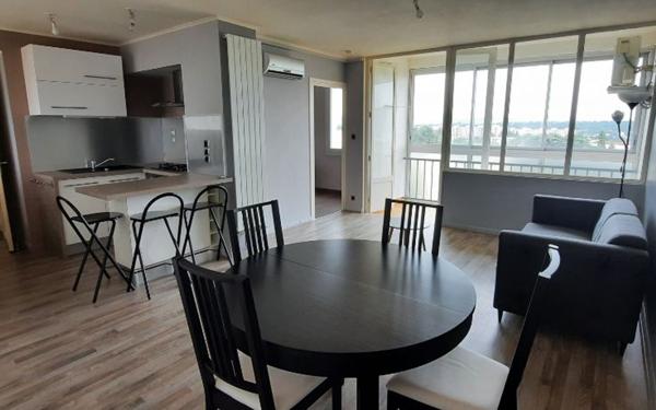 Appartement à louer    2 pièces •  Caluire-et-Cuire