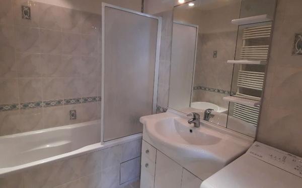 Appartement à louer    2 pièces •  Caluire-et-Cuire