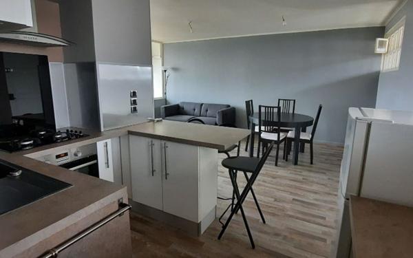 Appartement à louer    2 pièces •  Caluire-et-Cuire