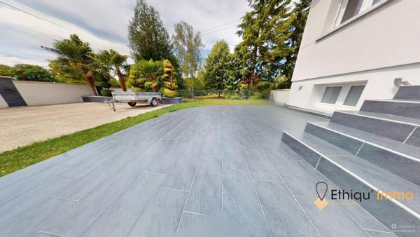 Maison familiale rénovée de 152m2 avec jacuzzi et vue sur la campagne