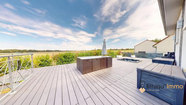 Maison familiale rénovée de 152m2 avec jacuzzi et vue sur la campagne