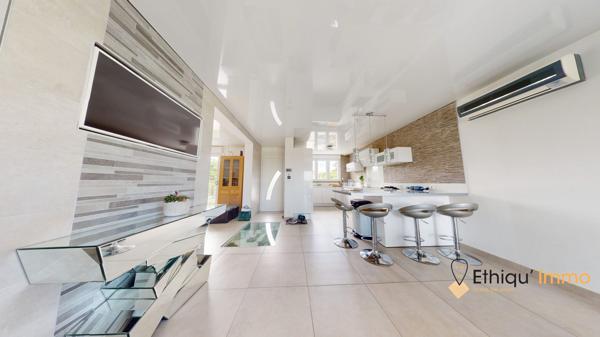 Maison familiale rénovée de 152m2 avec jacuzzi et vue sur la campagne