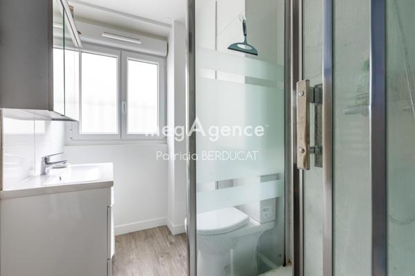 Appartement à PARIS 20E ARRONDISSEMENT, 75020 - 2 pièces 30m²
