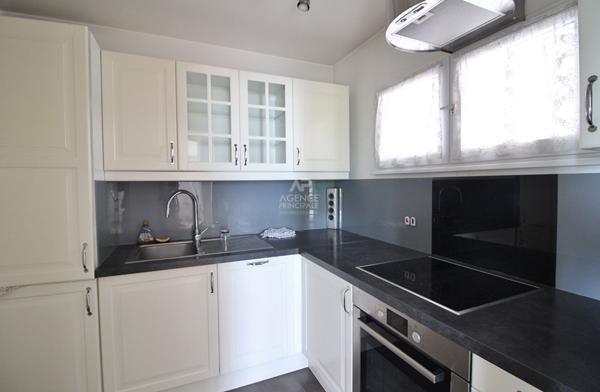 Centre-ville d'Ermont - Très lumineux, calme et proche toutes commodités ! €252 000 ** - Référence 25-3831