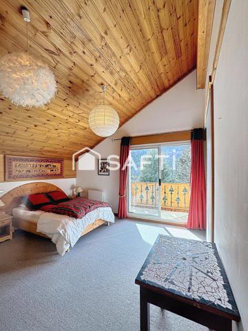 Maison 251 m2 avec piscine, calme et potentiel constructible supplémentaire