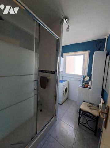 BRISEPOTIERE Bonne emplacement pour cet Appartement de 85 m2,.