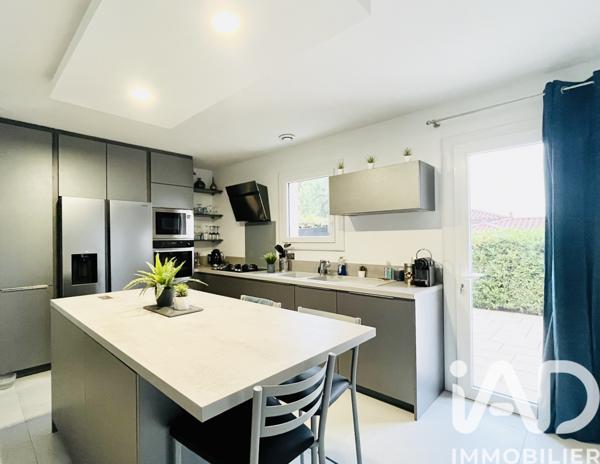 Maison à vendre 5 pièces 134 m² Grézieu-la-Varenne