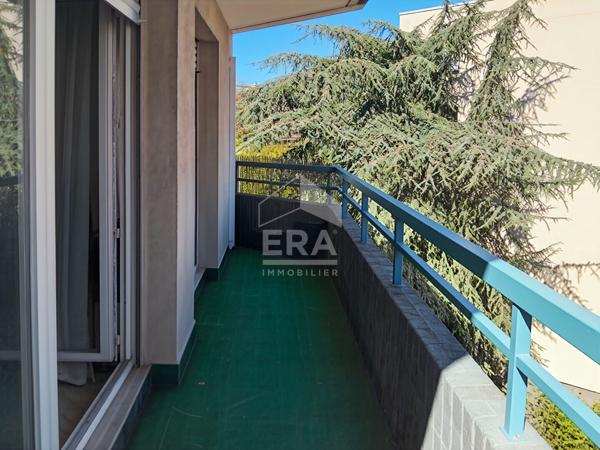 Beau T3 de 69m² avec balcon quartier Gratte-Ciel