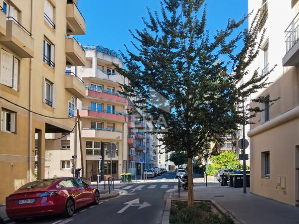 Beau T3 de 69m² avec balcon quartier Gratte-Ciel