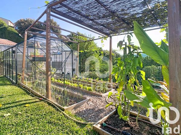 Maison à vendre 7 pièces 200 m² Mandelieu-la-Napoule