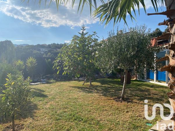 Maison à vendre 7 pièces 200 m² Mandelieu-la-Napoule