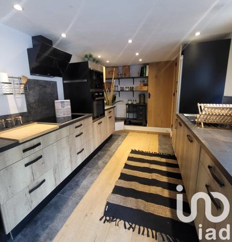 Maison à vendre 7 pièces 200 m² Mandelieu-la-Napoule