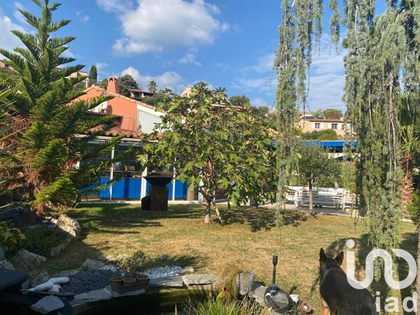 Maison à vendre 7 pièces 200 m² Mandelieu-la-Napoule