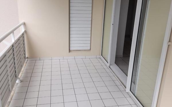 Appartement à vendre    3 pièces •  Sainte-Rose