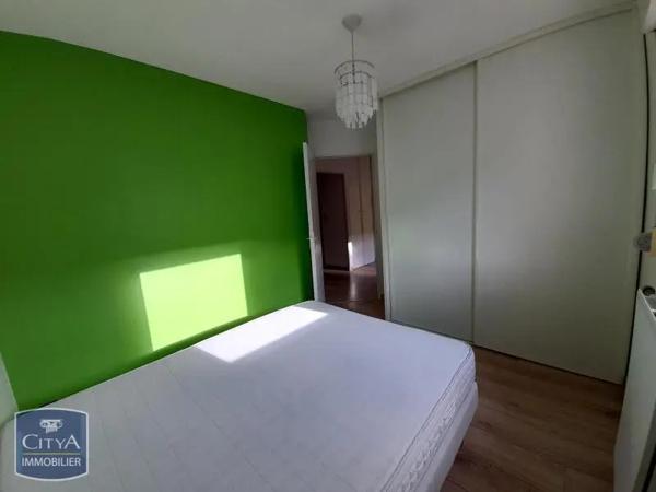 Appartement à louer 3 pièces 59.84m² Poitiers (86000)