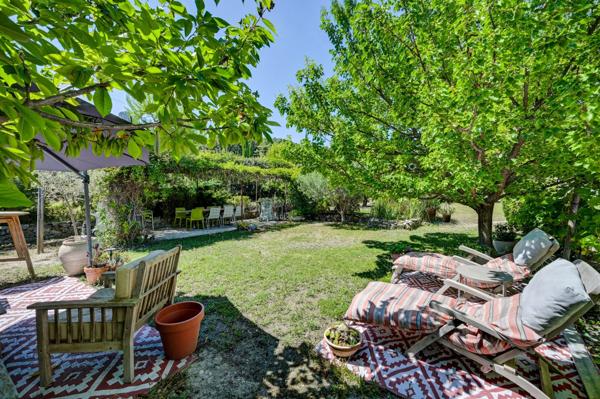 Vente Maison de luxe Aix-en-Provence 10 Pièces 250 m²