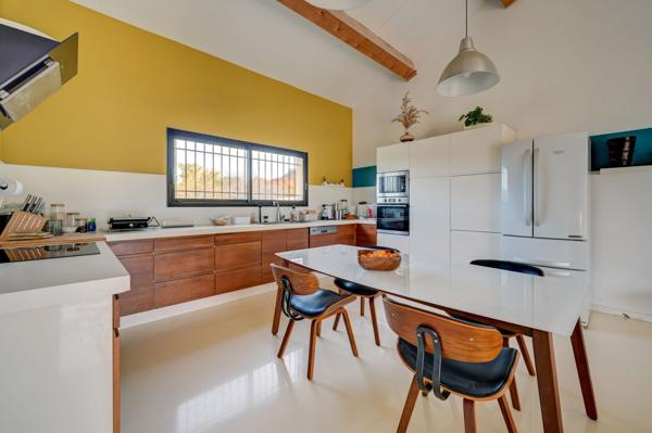 Vente Maison de luxe Aix-en-Provence 10 Pièces 250 m²