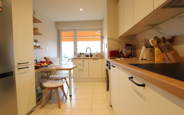 Appartement à vendre    4 pièces • 104 m2 Écully