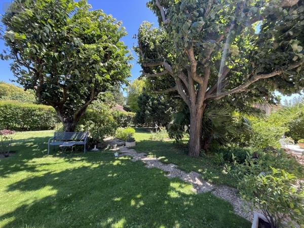 Maison à vendre à Pierrelatte dans la Drôme (26700), ref : 26060-786