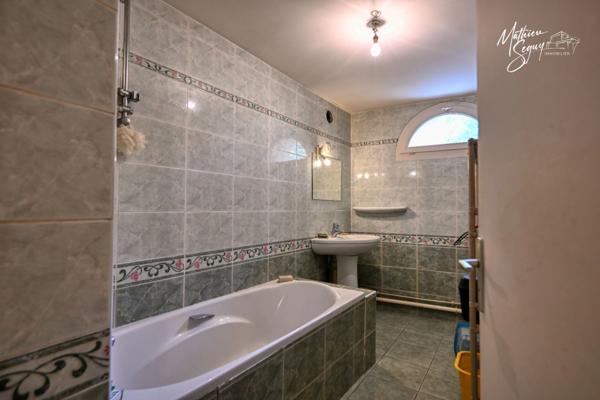 Ancien Moulin sur 1,3 Ha de terrain à MESSIMY (69)